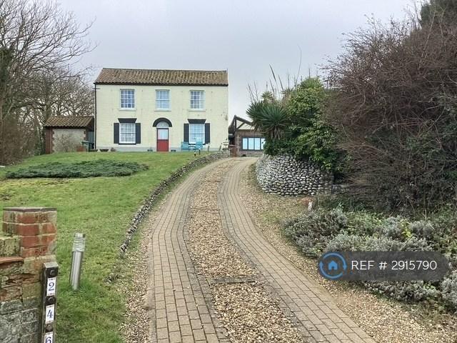 4 bedroom detached house to rent