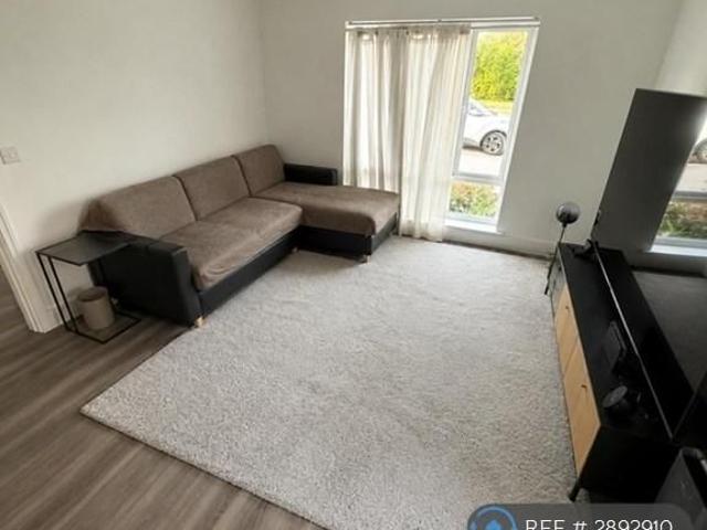 4 bedroom detached house to rent