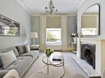 4 bedroom detached house to rent