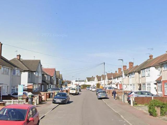 4 bedroom detached house to rent