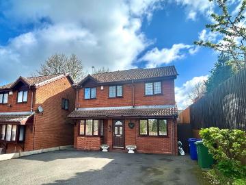 4 bedroom detached house to rent