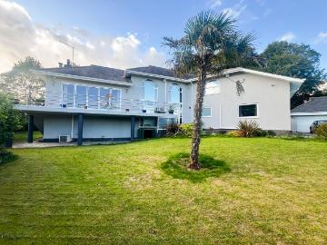 4 bedroom detached house to rent