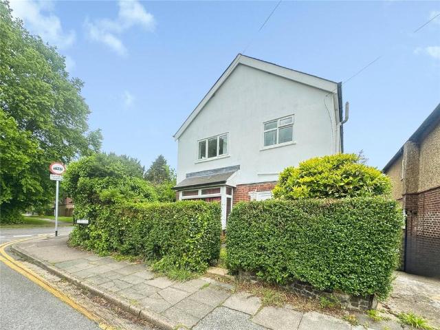 4 bedroom detached house to rent