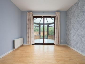4 bedroom detached house to rent