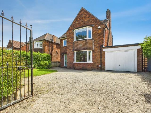 4 bedroom detached house to rent