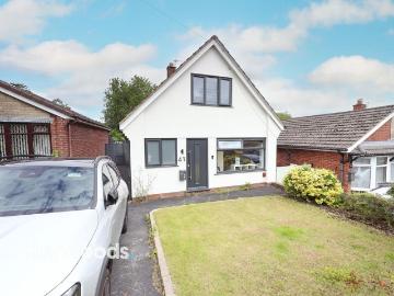 4 bedroom detached house to rent