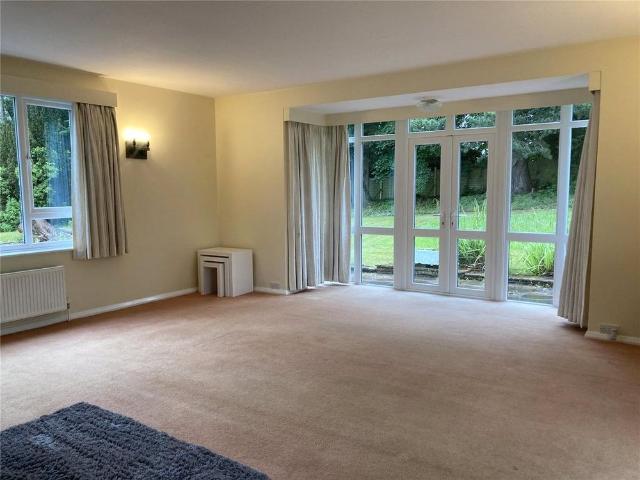 4 bedroom detached house to rent