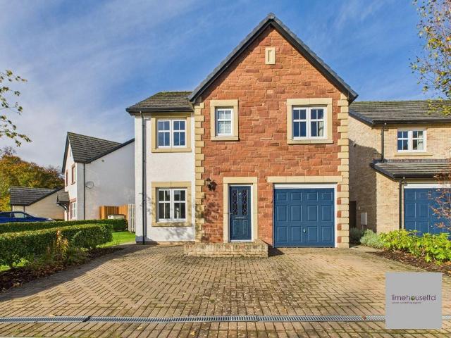 4 bedroom detached house to rent