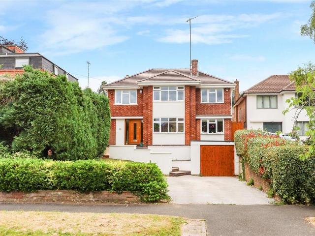 4 bedroom detached house to rent