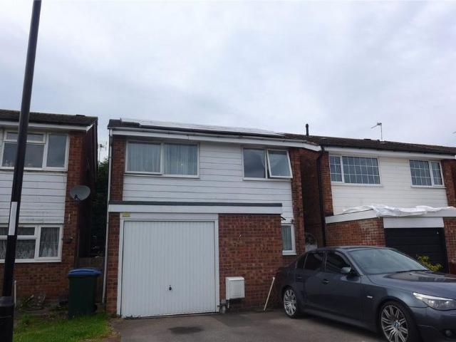 4 bedroom detached house to rent