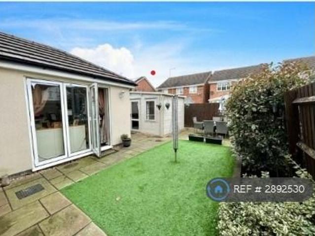 4 bedroom detached house to rent