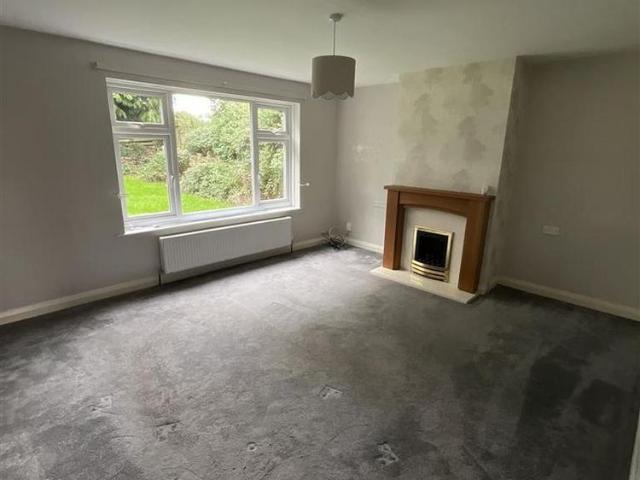 4 bedroom detached house to rent