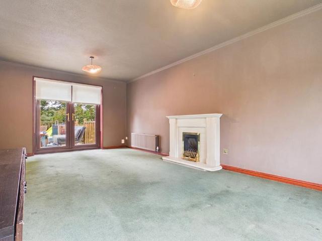 4 bedroom detached house to rent