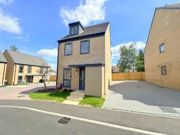 4 bedroom detached house to rent