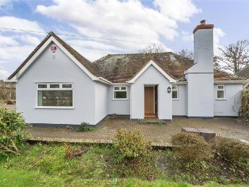 4 bedroom detached house to rent