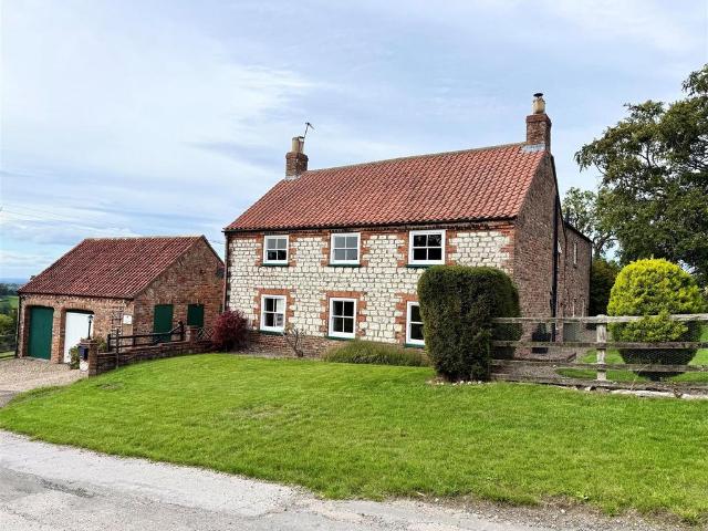 4 bedroom detached house to rent