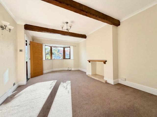 4 bedroom detached house to rent