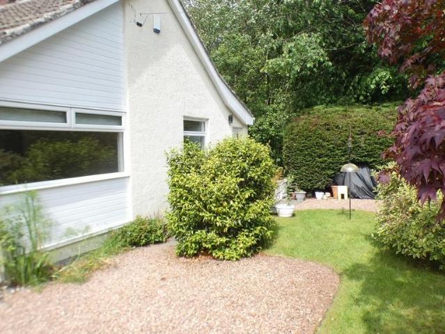 4 bedroom detached house to rent