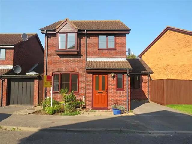 4 Bedroom Detached House To Rent In Thorne Way, Aylesbury, HP20
