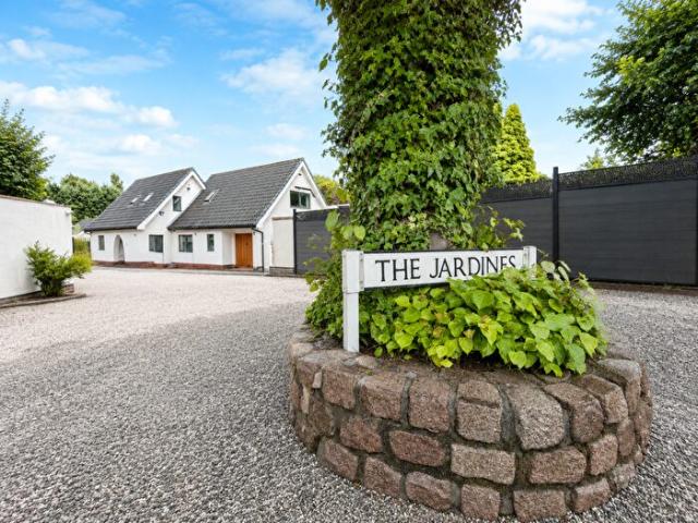 4 Bedroom Detached House To Rent In The Jardines, Bramcote, Nottinghamshire, NG9