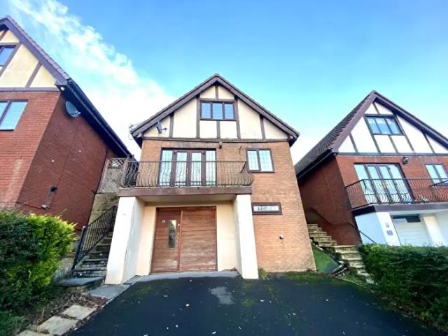 4 Bedroom Detached House To Rent In The Woodlands, Brackla, CF31