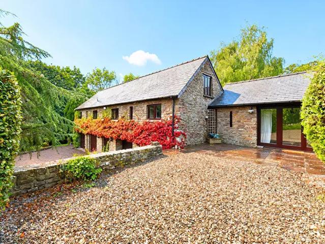 4 Bedroom Detached House To Rent In Tretower, Crickhowell, NP8