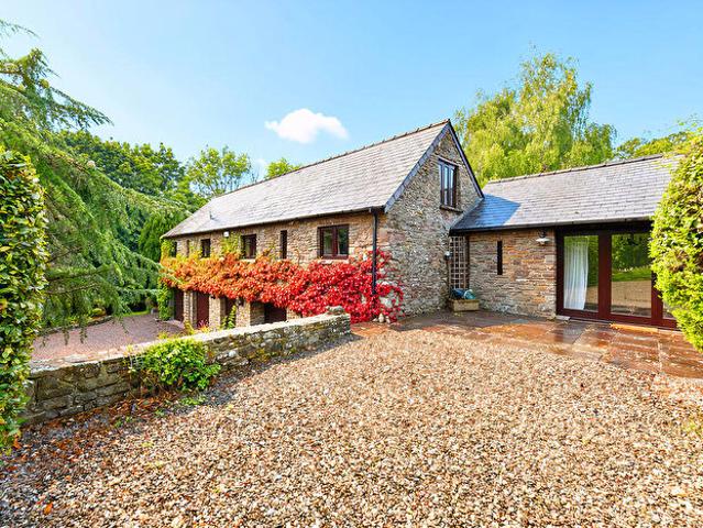 4 Bedroom Detached House To Rent In Tretower, Crickhowell, NP8