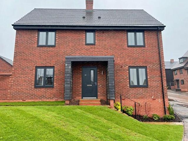 4 Bedroom Detached House To Rent In Vicar Wood Way, Derby, Derbyshire, DE22