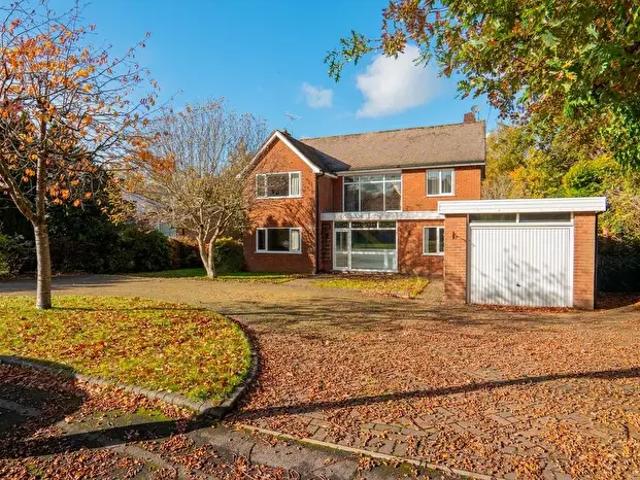 4 Bedroom Detached House To Rent In Birch Tree Grove, Solihull, B91