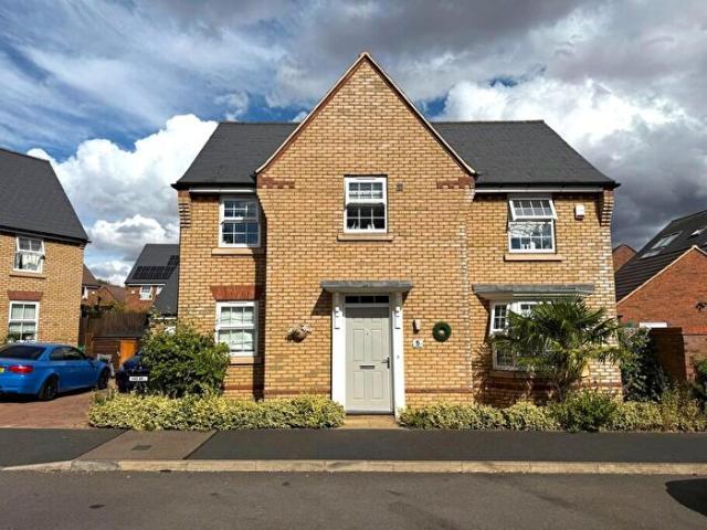 4 Bedroom Detached House To Rent In Blackbeard, Brooklands, MK10