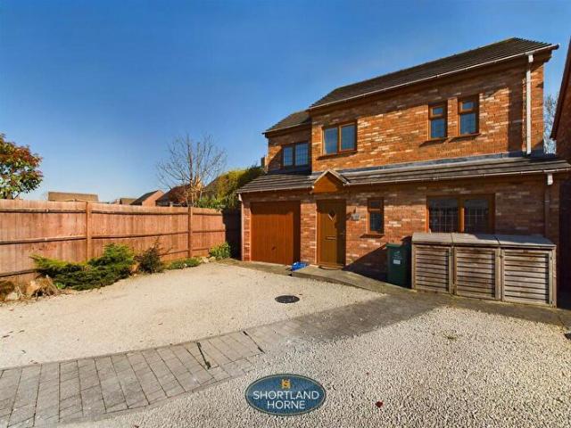 4 Bedroom Detached House To Rent In Browns Lane, Allesley, Coventry, CV5