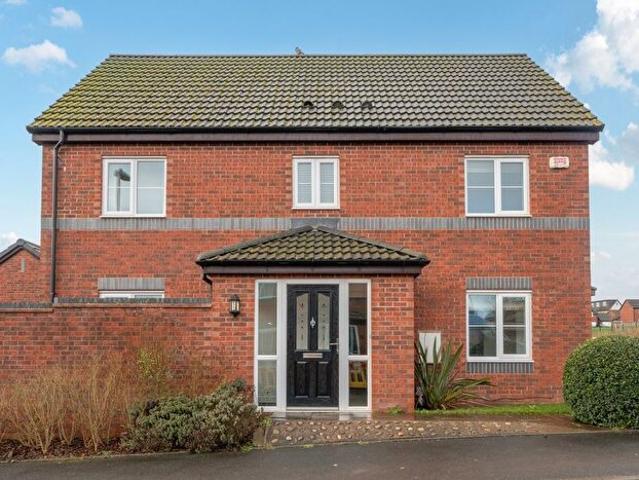 4 Bedroom Detached House To Rent In Brimstone End, Leamington Spa, CV31