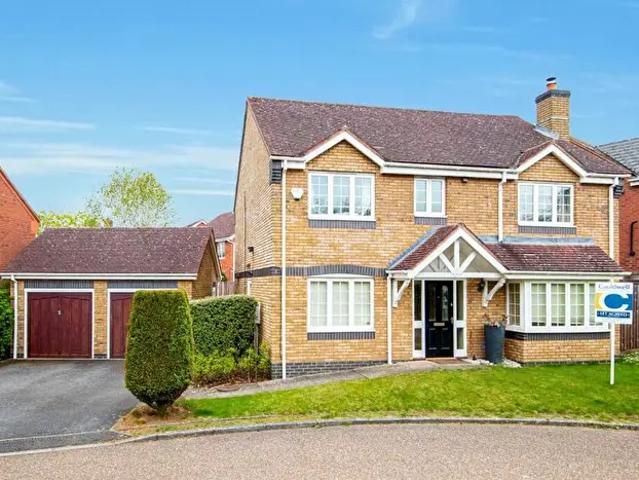 4 Bedroom Detached House To Rent In Carisbrooke Way, Kingsmead, Milton Keynes, MK4