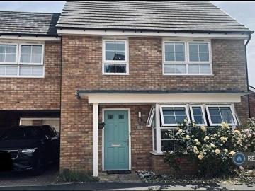 4 Bedroom Detached House To Rent In Centaur Court, Milton Keynes, MK10