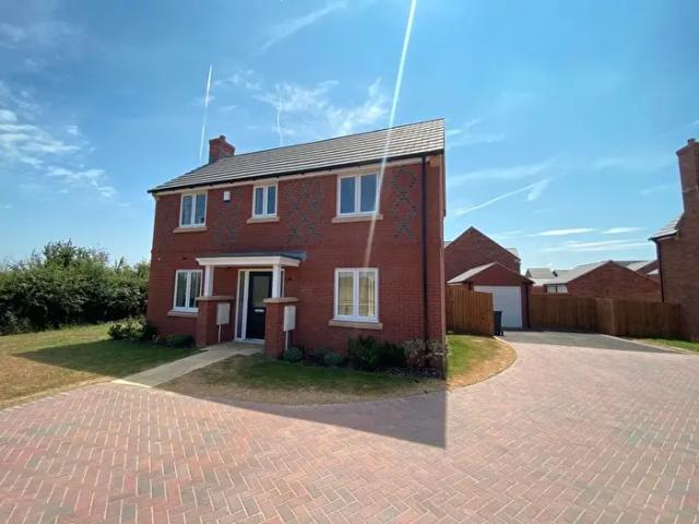 4 Bedroom Detached House To Rent In Cottage Leys, Barkby, Leicester, LE7