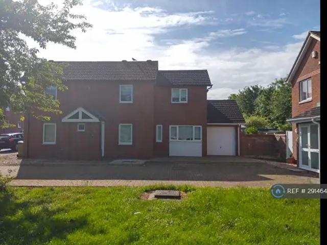 4 Bedroom Detached House To Rent In Downland, Milton Keynes, MK8
