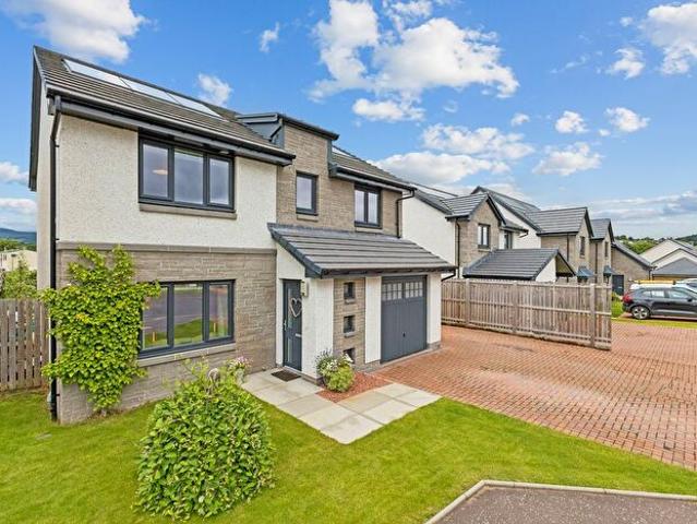 4 Bedroom Detached House To Rent In Foyers Way, Crieff, Perthshire, PH7