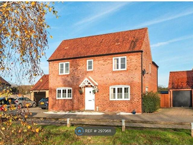 4 Bedroom Detached House To Rent In Goodwood Close, Bicester, OX26
