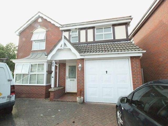 4 Bedroom Detached House To Rent In Goldcrest Road, Nottingham, Nottinghamshire, NG6