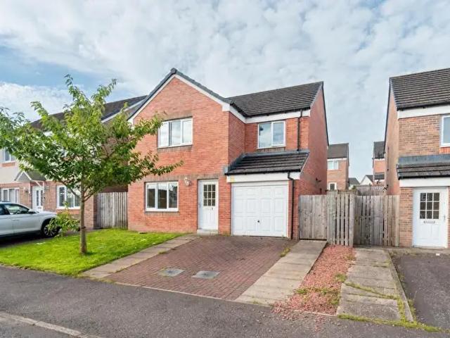 4 Bedroom Detached House To Rent In Glenmill Avenue, Glasgow, Glasgow City, G53