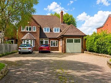 4 Bedroom Detached House To Rent In Hollyfield Road, Sutton Coldfield, B75