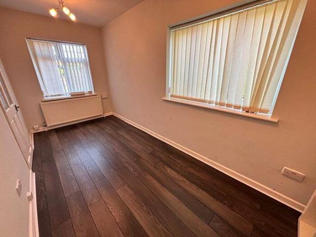 4 Bedroom Detached House To Rent In Knoll Drive, Coventry, CV3