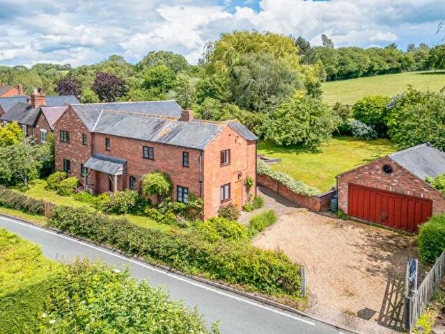 4 Bedroom Detached House To Rent In Loxley, CV35