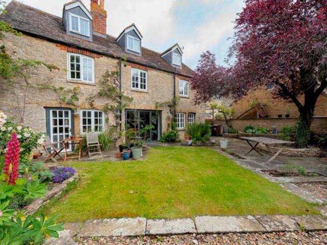 4 Bedroom Detached House To Rent In Mill Street, Islip, Kidlington, Oxfordshire, OX5