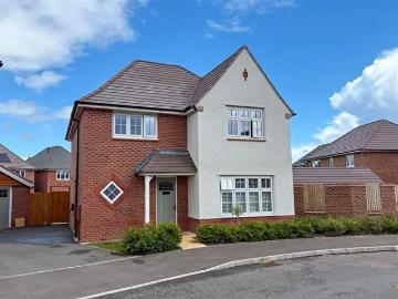 4 Bedroom Detached House To Rent In Oaktree Drive, Warwick, CV34