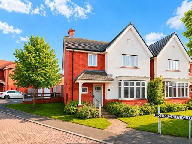 4 Bedroom Detached House To Rent In Richardson Close, Boughton, Northampton, NN2