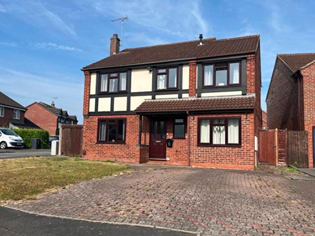 4 Bedroom Detached House To Rent In Severn Close, Burton Upon Trent, Stretton, DE13
