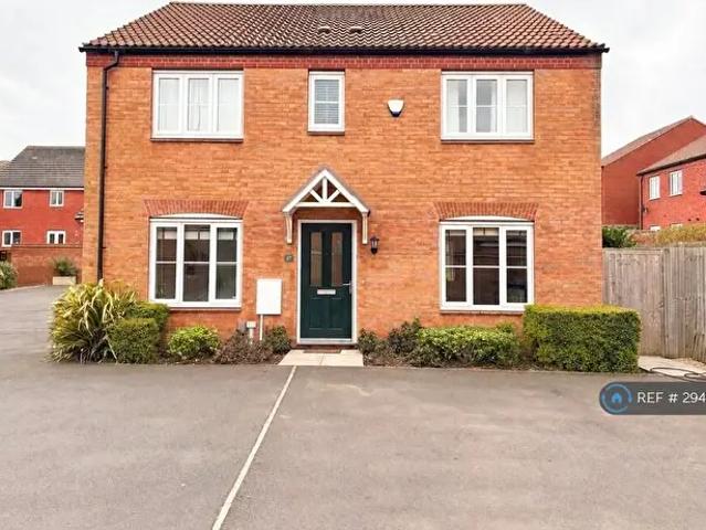 4 Bedroom Detached House To Rent In Stanier Drive, Nottingham, NG12