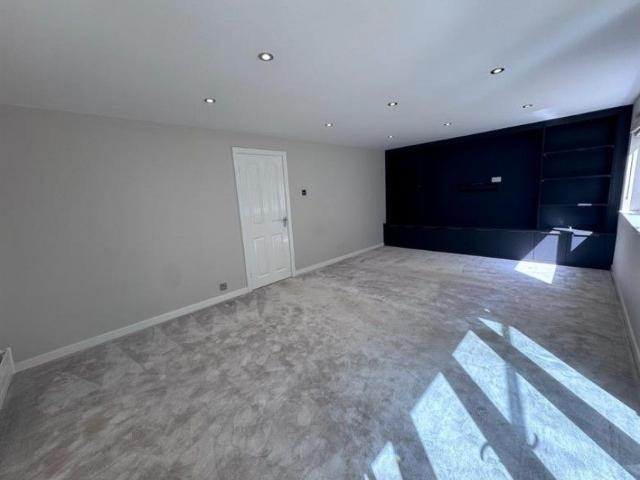 4 Bedroom Detached To Let