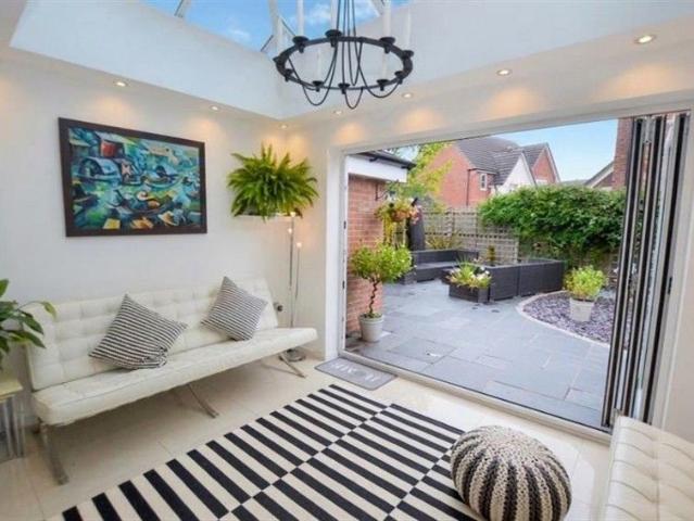 4 Bedroom Detached Available Arranging tenancy